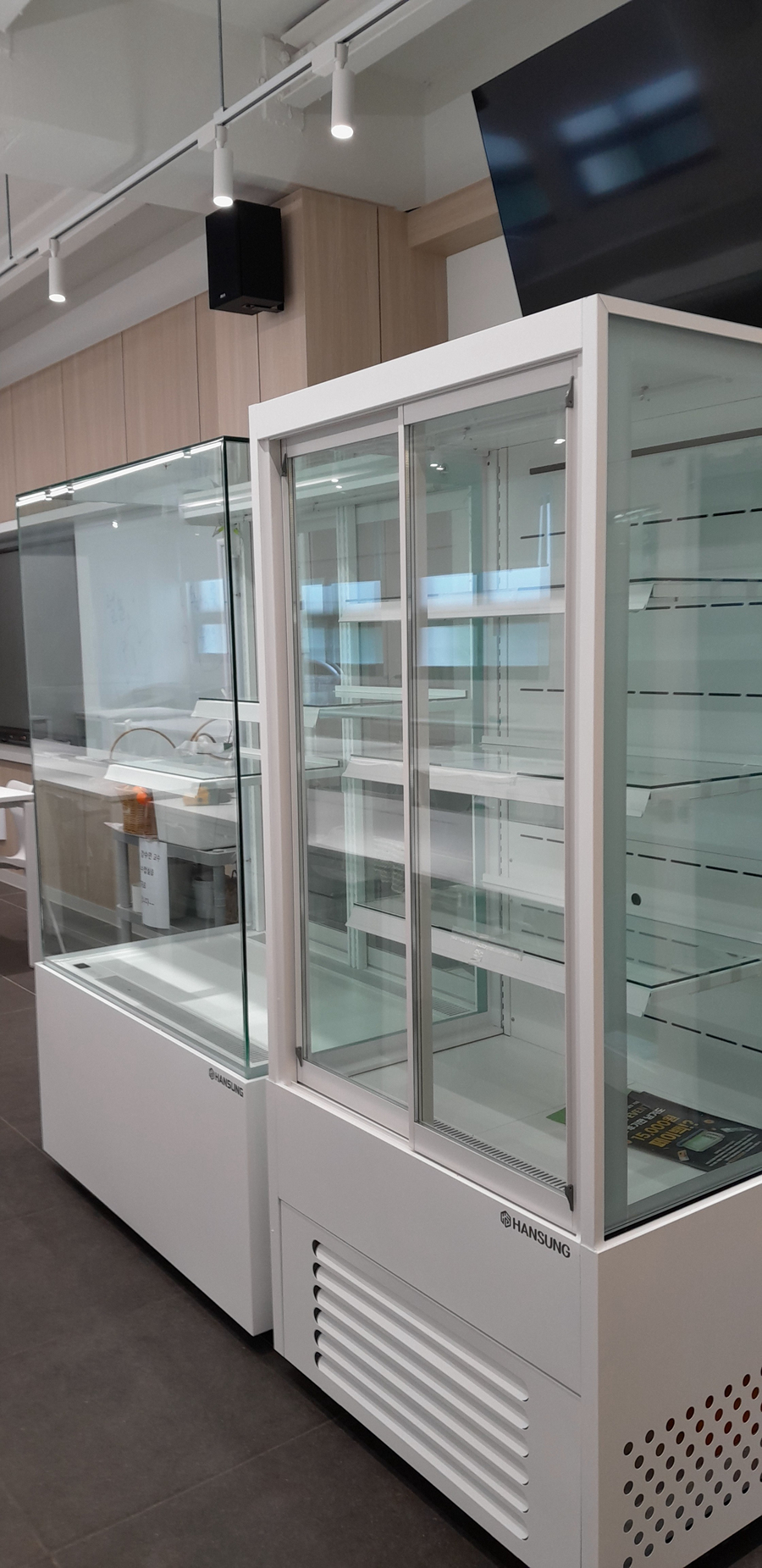 /user/h/hansungicetech/editor/2510/08b3e30faf3e0887664a3da7d46252e7_1761620516_3716.jpg 이미지크게보기