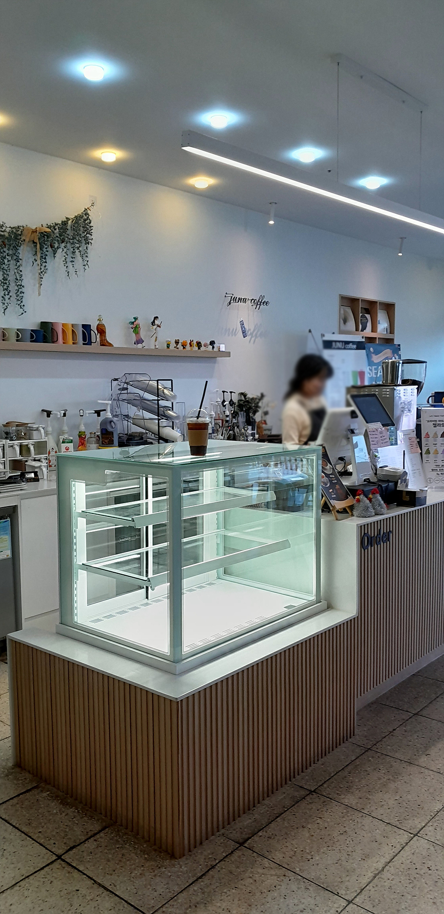 /user/h/hansungicetech/editor/2511/4032f3c883440ef883d332a88b4683ff_1763485130_9636.jpg 이미지크게보기