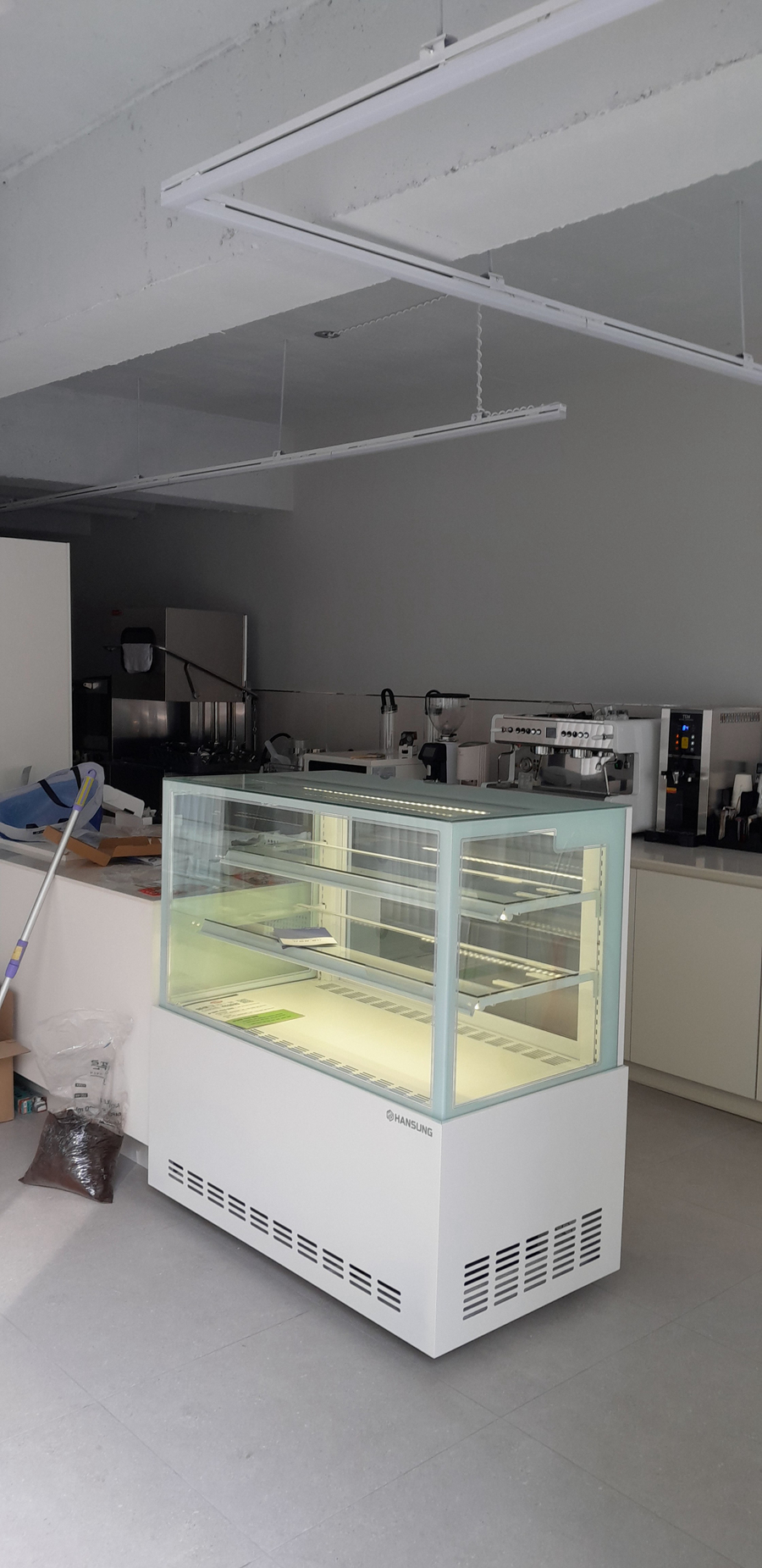 /user/h/hansungicetech/editor/2511/a1b45337a70f915299171b48103763b2_1762778530_9842.jpg 이미지크게보기