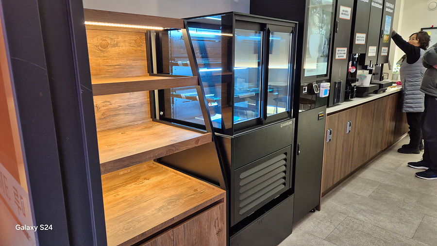 /user/h/hansungicetech/editor/2512/6de3c15a8cc9609512c3f2c40cd0a2e8_1766421980_8648.jpg 이미지크게보기