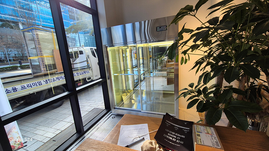 /user/h/hansungicetech/editor/2512/cd13f9b6ed93ed0eca0c38e68d0b2838_1765339067_1696.jpg 이미지크게보기